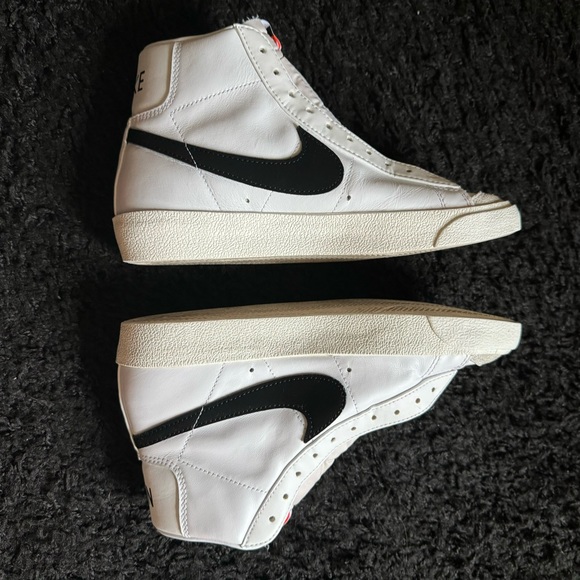 Women’s Nike Blazer Mid ‘77 - Picture 5 of 14